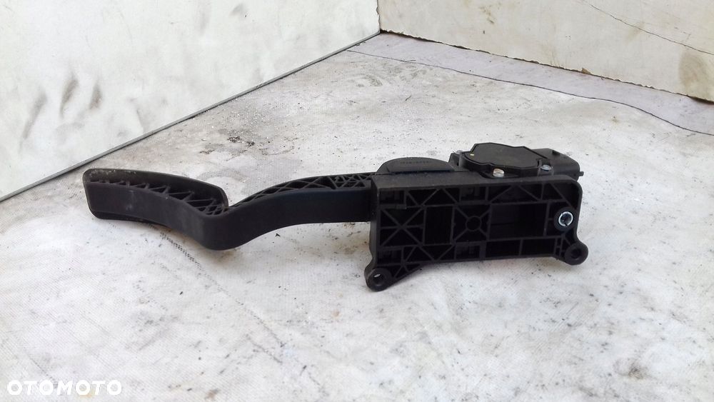 potencjometr pedał gazu 6 pin 2055009001 ssangyong kyron 2.0 xdi 05- - 2