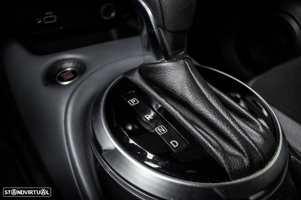 Nissan Juke 1.0 DIG-T N-Connecta DCT - 22