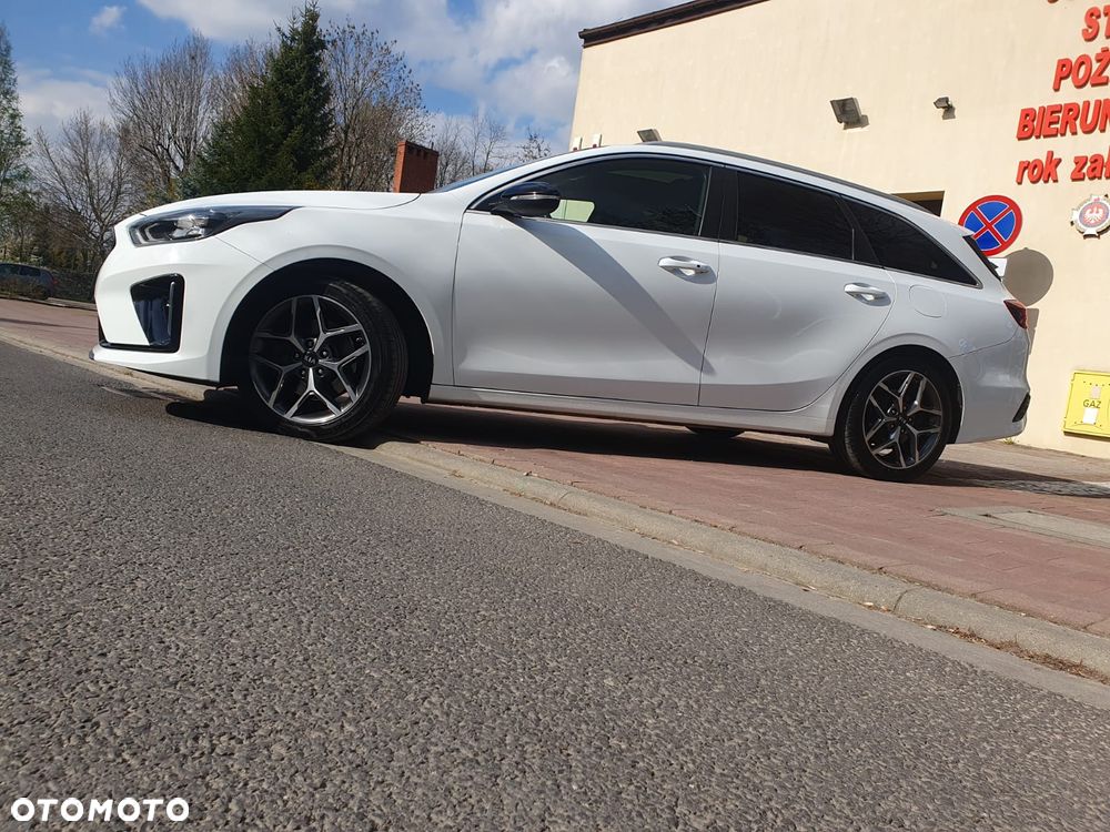 Kia Ceed 1.4 T-GDI OPF GT Line - 38