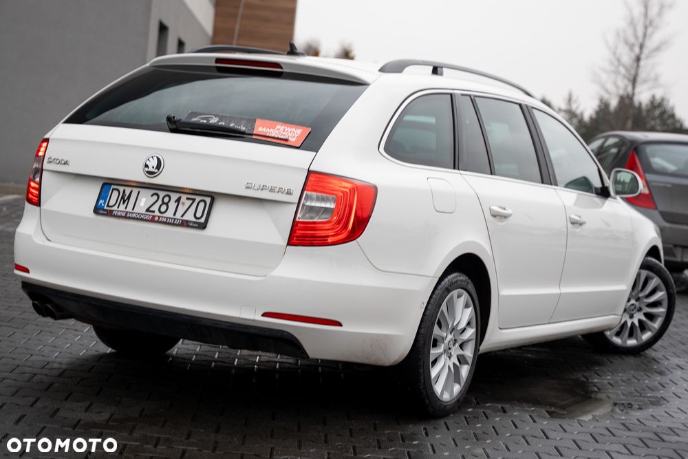 Skoda Superb 2.0 TDI DSG Active - 11