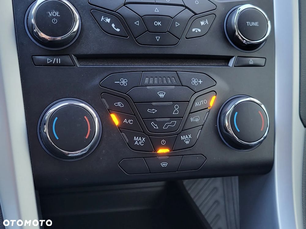 Ford Mondeo 1.5 EcoBoost Gold Edition - 14