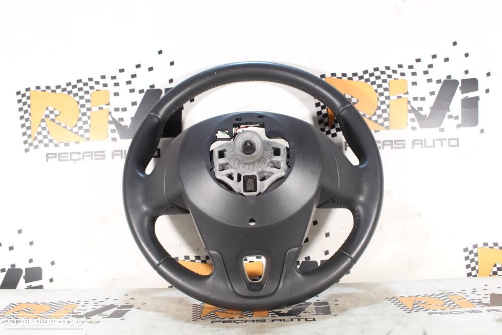Volante Renault Megane Iii Hatchback (Bz0/1_)  Volante Renault Megane - 4