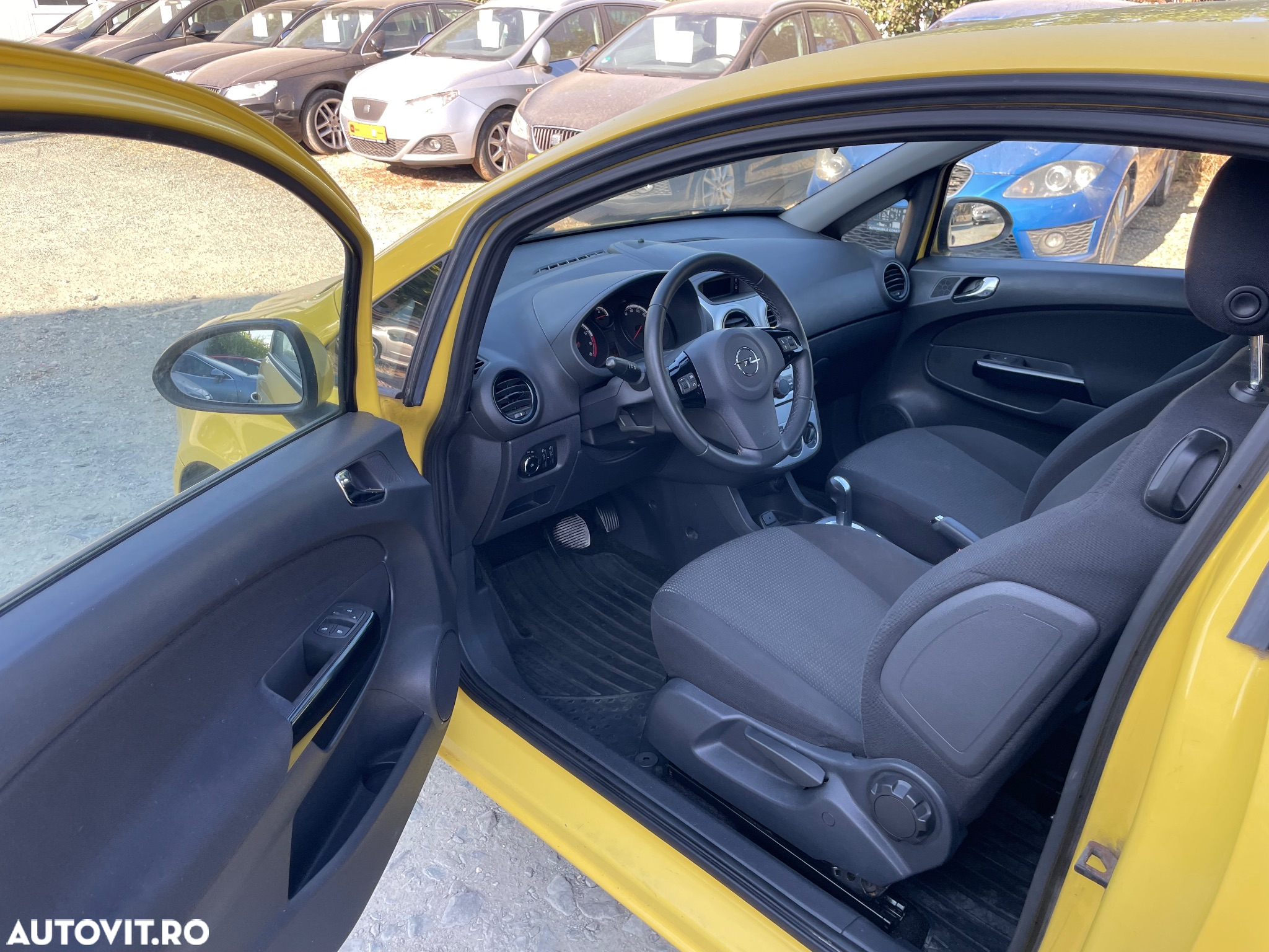 Opel Corsa - 8