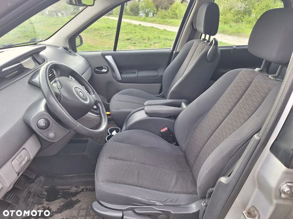 Renault Scenic - 28