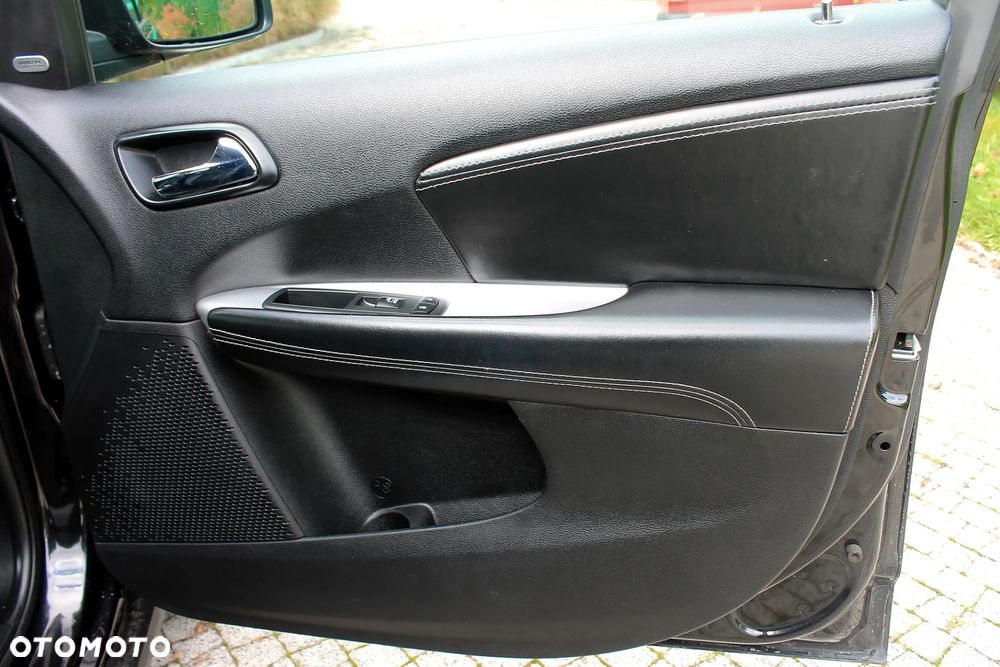 Fiat Freemont 2.0 Multijet 16V DPF Automatik Allrad Lounge - 31