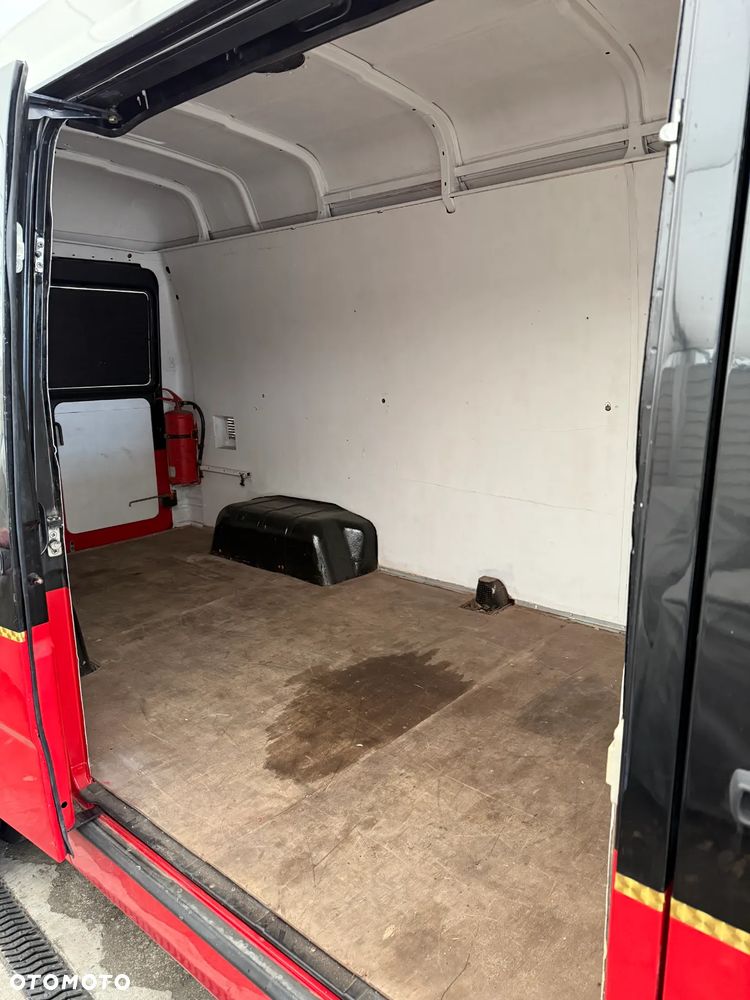 Mercedes-Benz 410 - 5