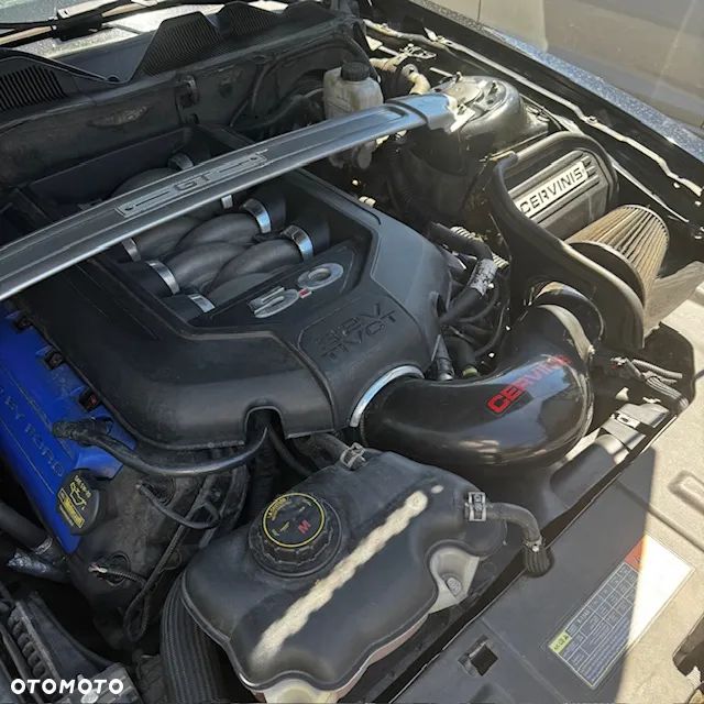 Ford Mustang ver-5-0-v8-gt - 10