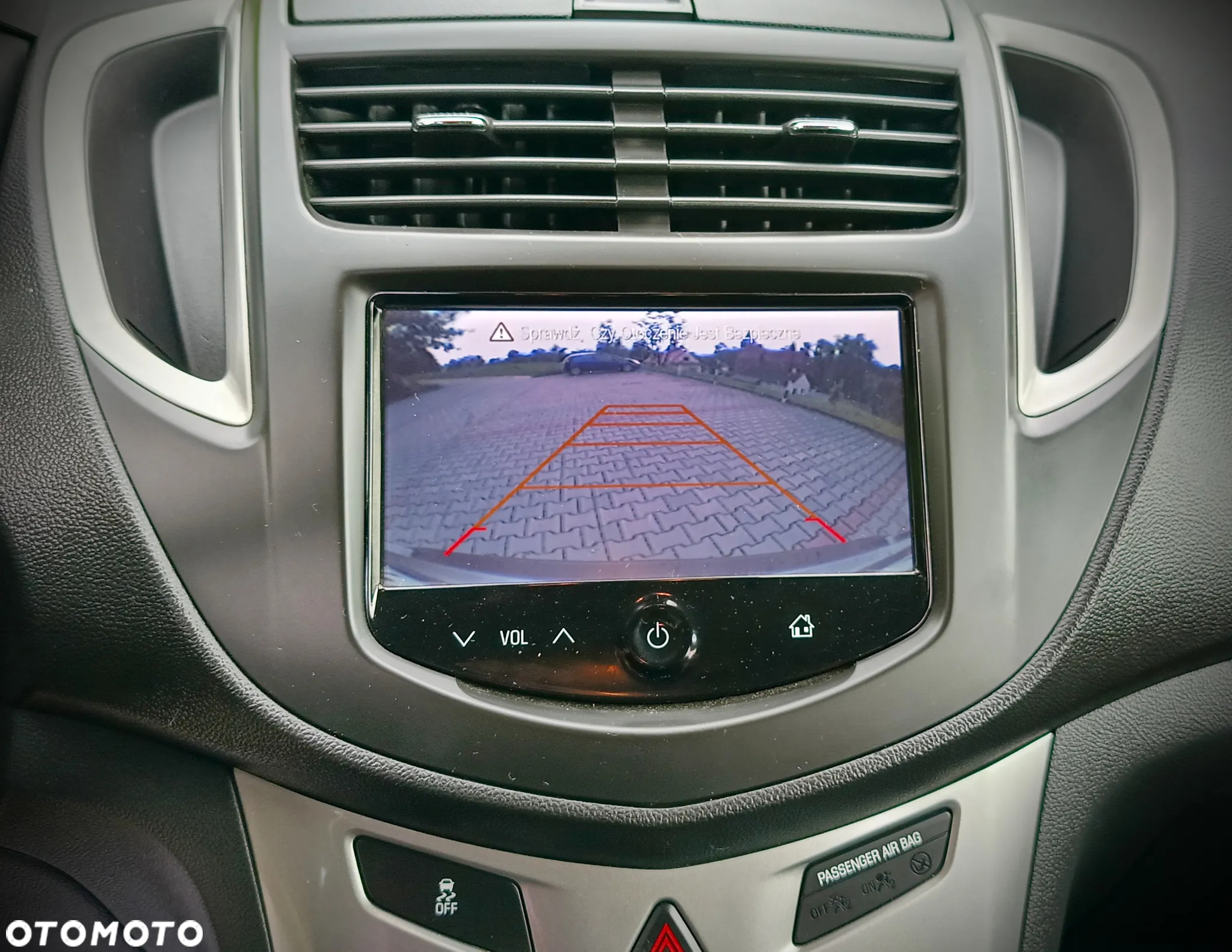 Chevrolet Trax - 23