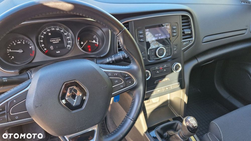 Renault Megane 1.5 dCi Zen - 12