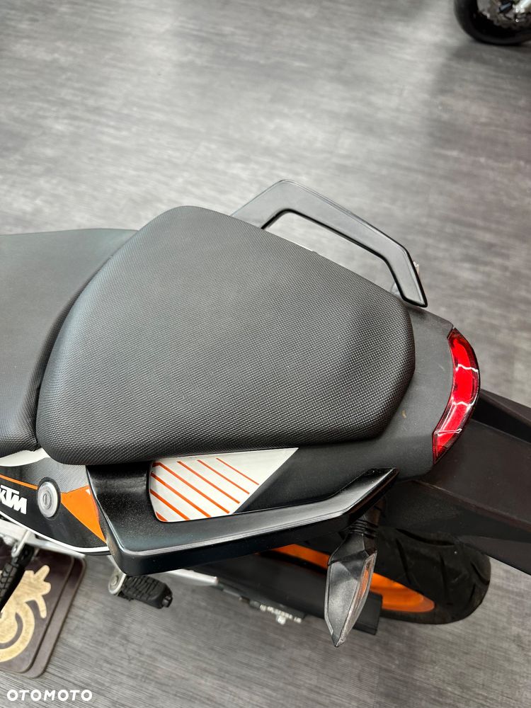 KTM Duke 390 - 25