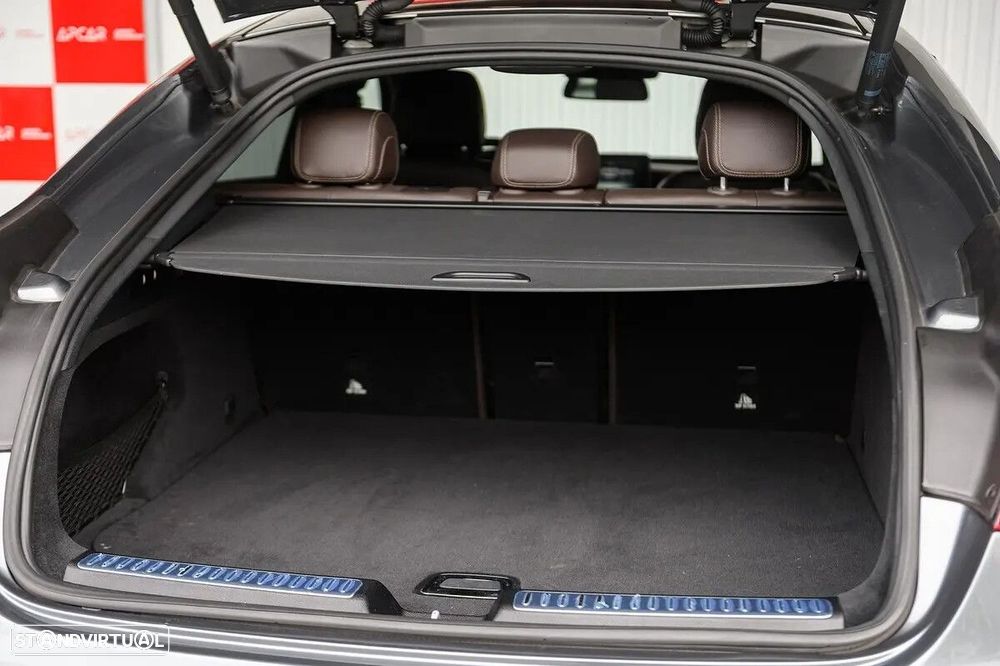 Mercedes-Benz GLC 250 d AMG Line 4-Matic - 23