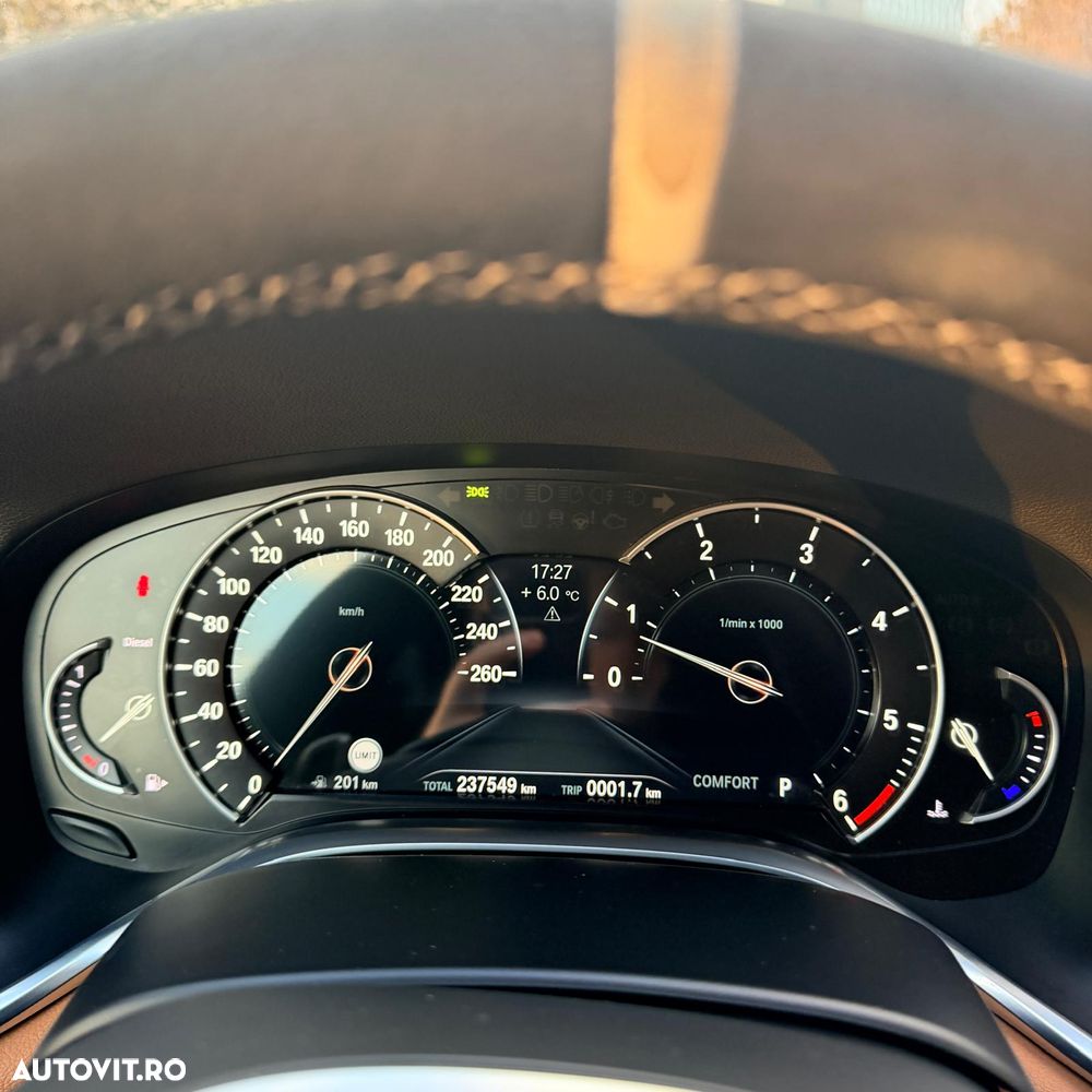 BMW Seria 7 730d - 12