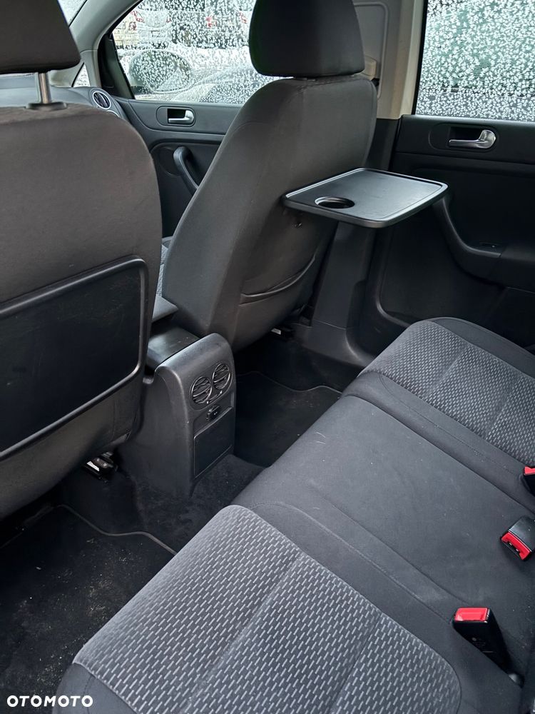 Volkswagen Golf Plus 1.6 TDI DPF Highline - 9