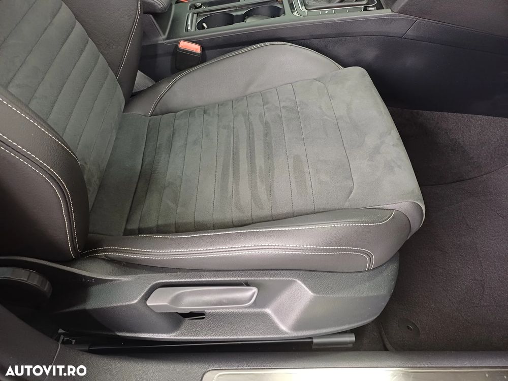 Volkswagen Passat Variant 2.0 TDI DSG Highline - 28