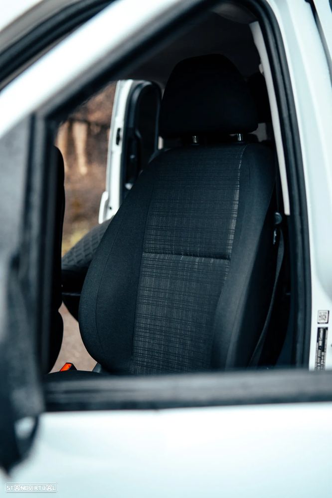 Mercedes-Benz Vito Tourer - 11