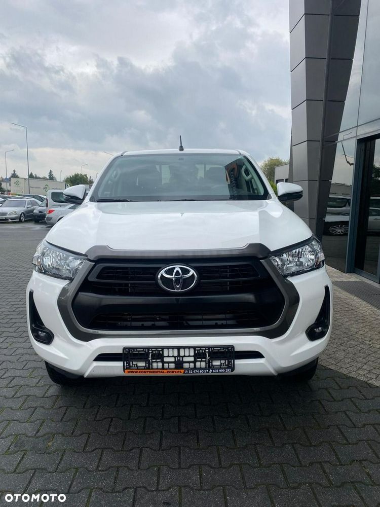 Toyota Hilux - 3