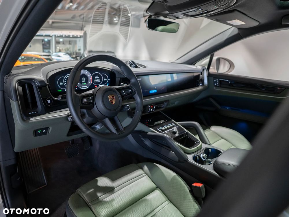 Porsche Cayenne E-Hybrid PHEV - 18