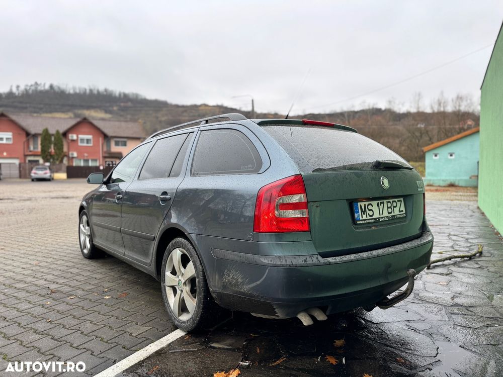 Ford Kuga 2.0 TDCi 4x4 Aut. Individual - 9