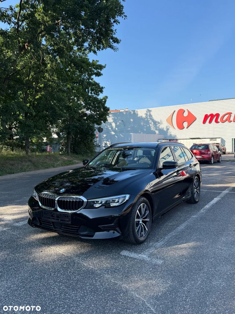 BMW Seria 3 318d mHEV - 6