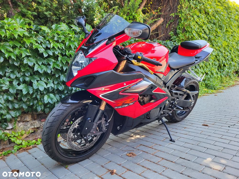 Suzuki GSX-R - 4