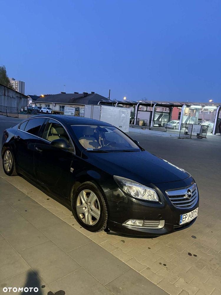 Opel Insignia 2.0 T Cosmo 4x4 - 11