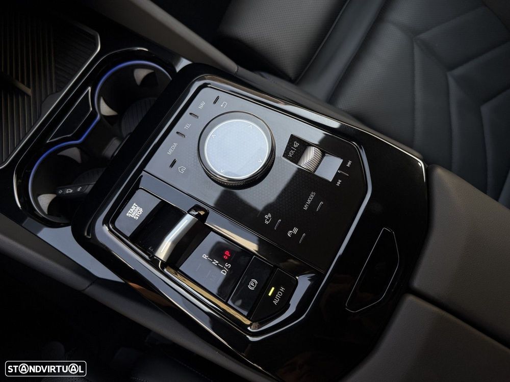 BMW 530 e Pack Desportivo M Pro - 52