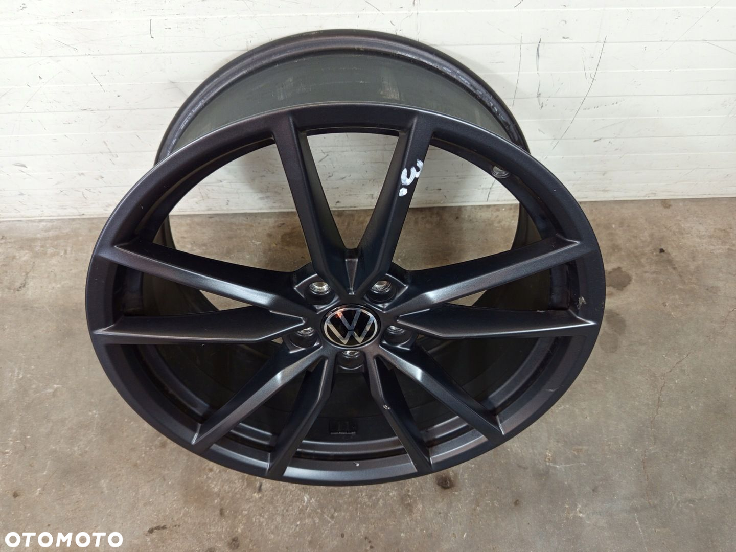 FELGA VW PASSAT 3G 3G0 PRETORIA 3G0601025 BH 19 19 8J ET44 5X112 - 2