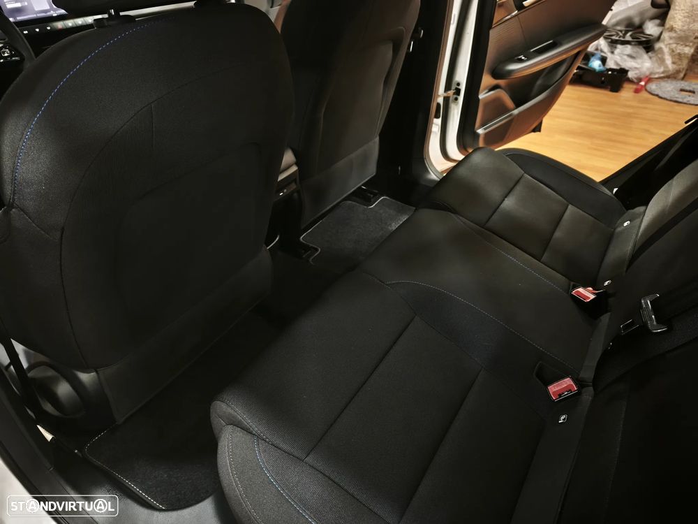 MG MG4 51 kWh Standard - 14