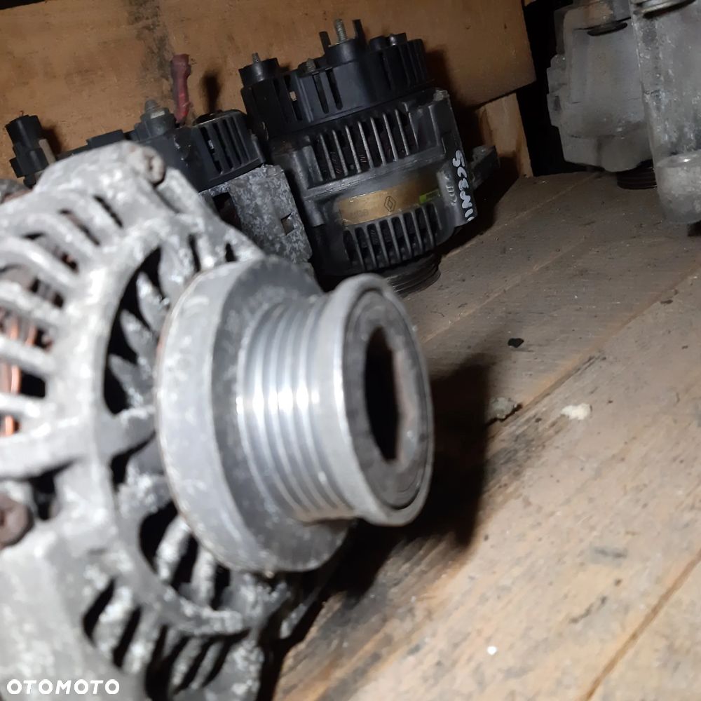 Alternator Clio Megane Scenic 1.5 DCI 8200120286 - 2