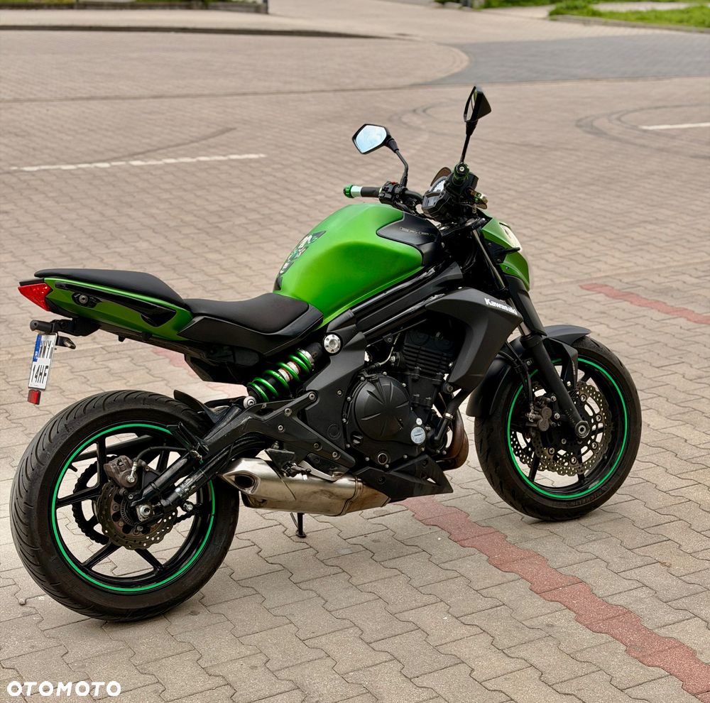 Kawasaki ER - 8
