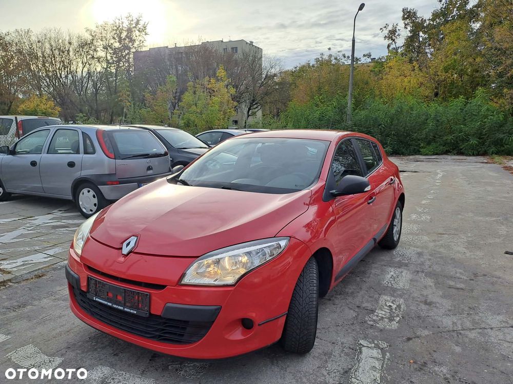 Renault Megane 1.6 16V Expression - 9