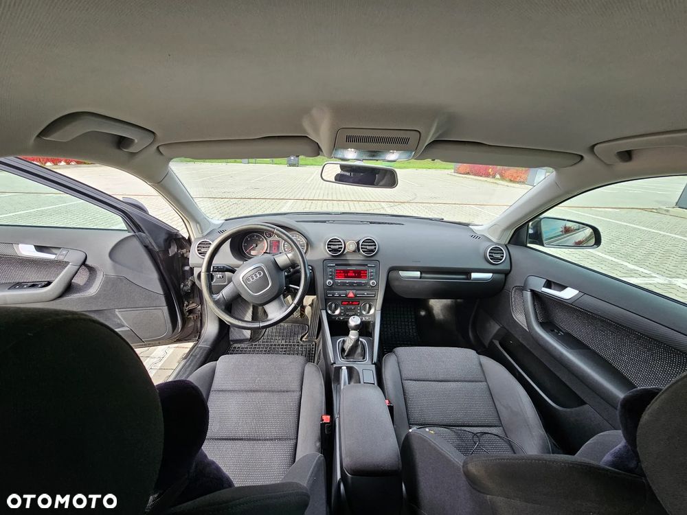 Audi A3 Sportback - 11