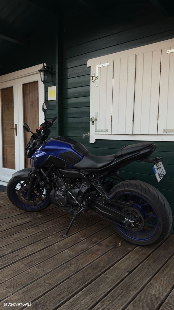 Yamaha MT-07 - 2