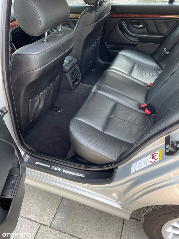 BMW Seria 5 - 18