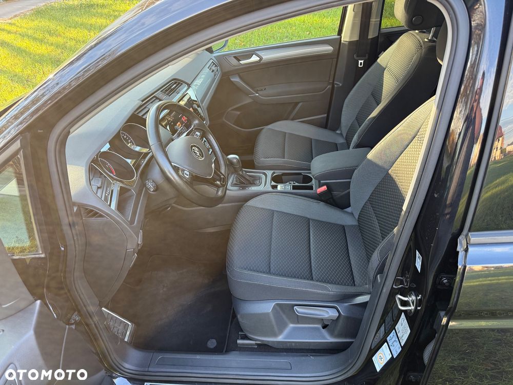 Volkswagen Touran 2.0 TDI SCR DSG ACTIVE - 7