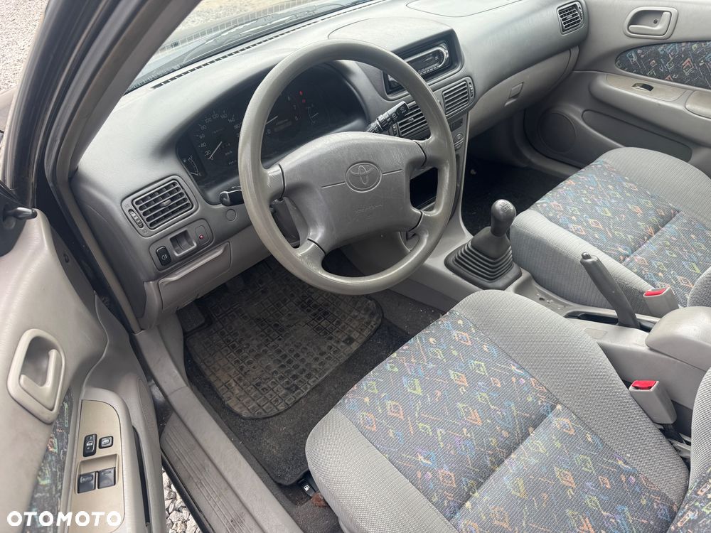 Toyota Corolla 1.4 Terra4 - 9
