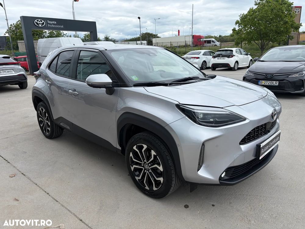 Toyota Yaris Cross 1.5 VVT-i HSD 4x4 Exclusive Elegant - 9