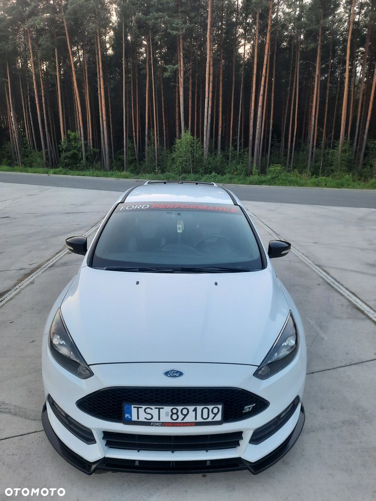 Ford Focus - 3
