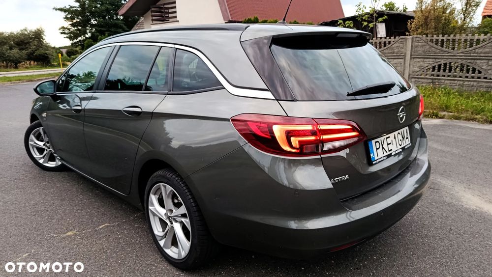 Opel Astra 1.4 Turbo 120 Jahre - 4