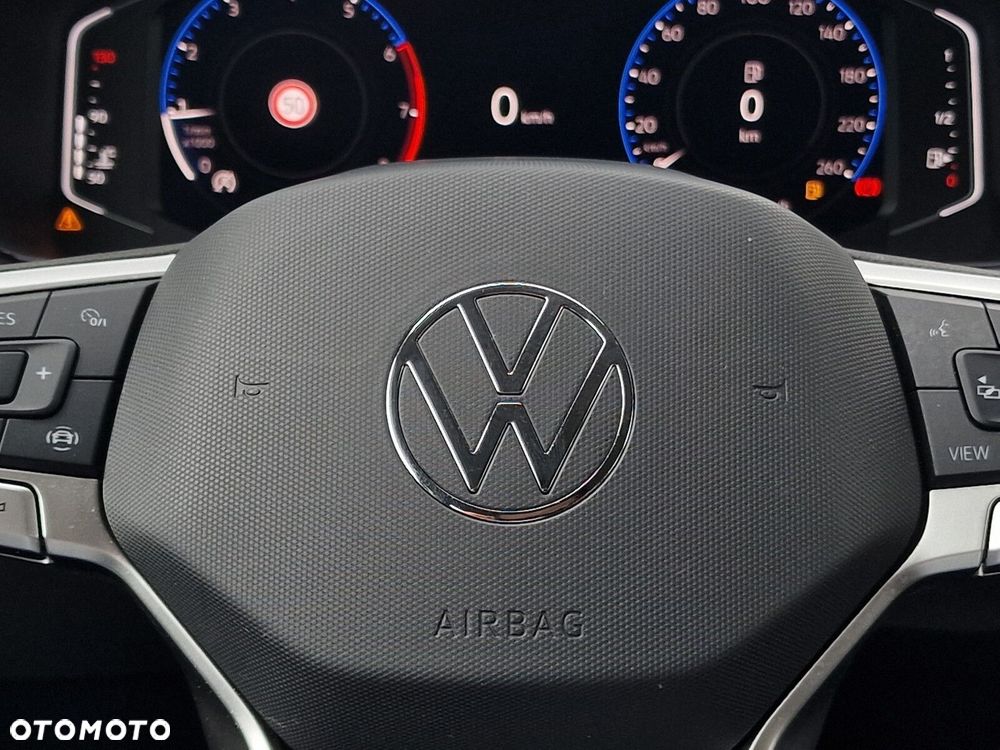 Volkswagen T-Roc 1.5 TSI Life DSG - 28