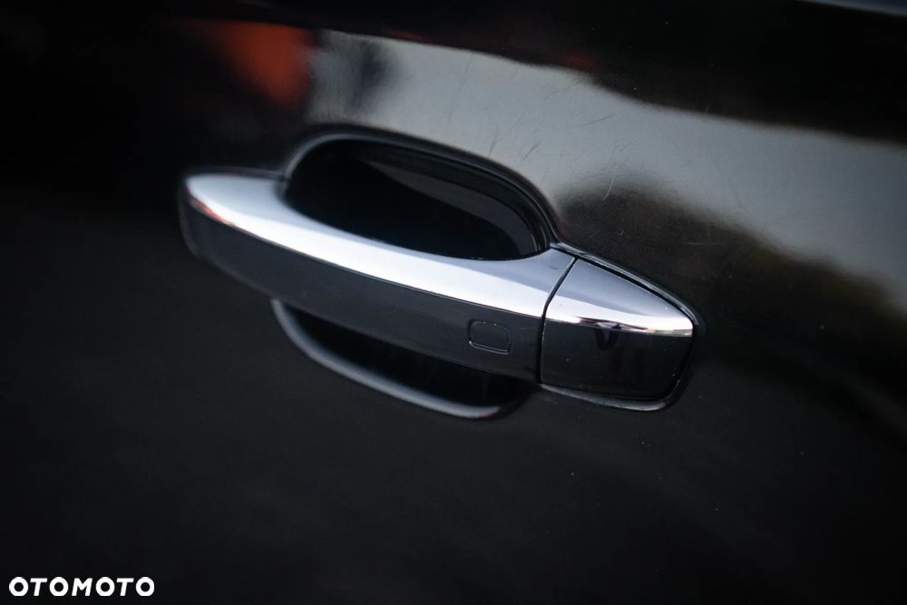 Audi A8 4.0 TFSI cylinder on demand quattro tiptronic Lang - 38