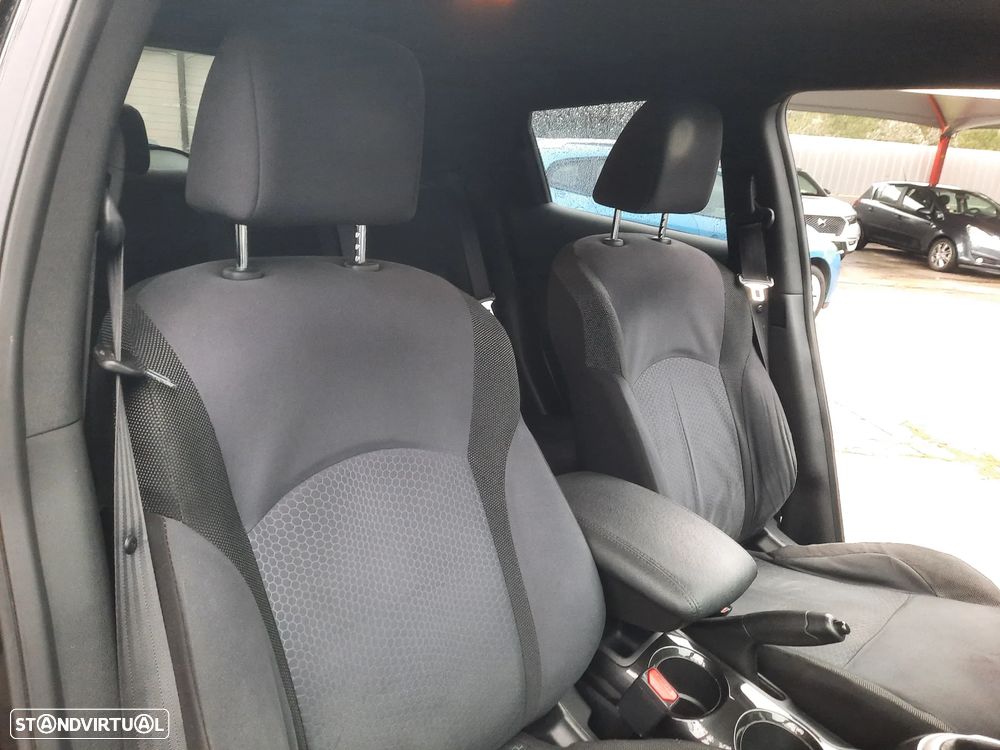 Nissan Juke 1.5 dCi Tekna - 26