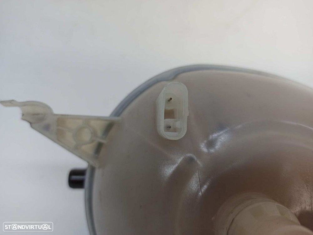 DEPOSÍTO DE EXPANSÃO MERCEDES CLASE C (W205) LIM. C 200 CGI (205.042) - 2
