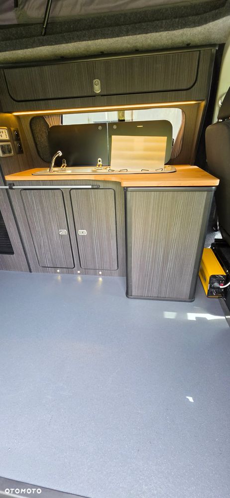 Volkswagen Transporter California DSG Beach Edition - 13