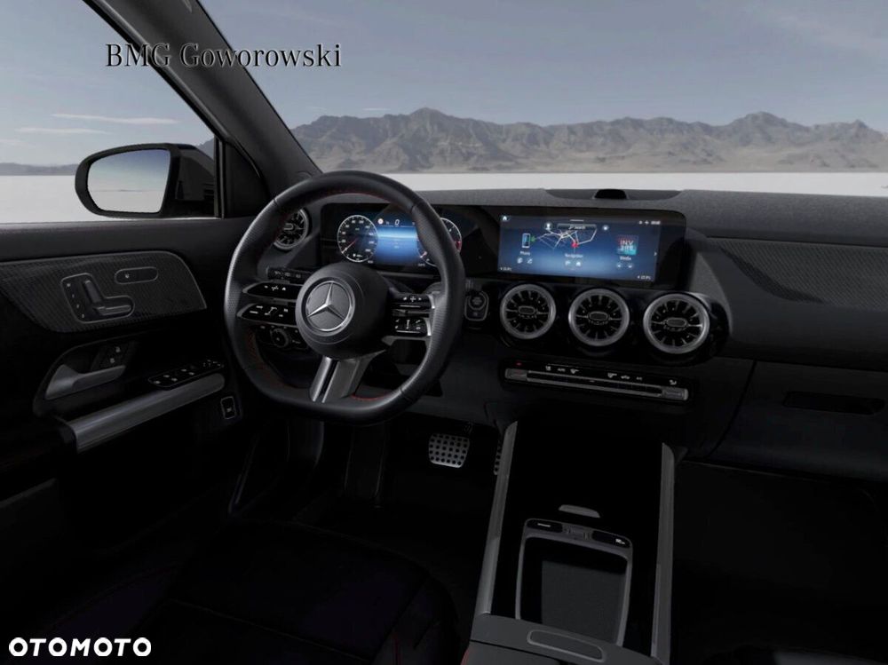 Mercedes-Benz GLA - 9