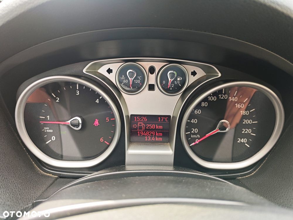 Ford Kuga 2.0 TDCi 4x4 Titanium - 29