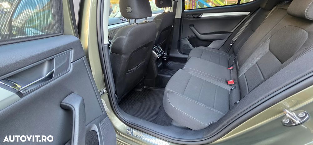 Skoda Superb 2.0 TDI Ambition - 21