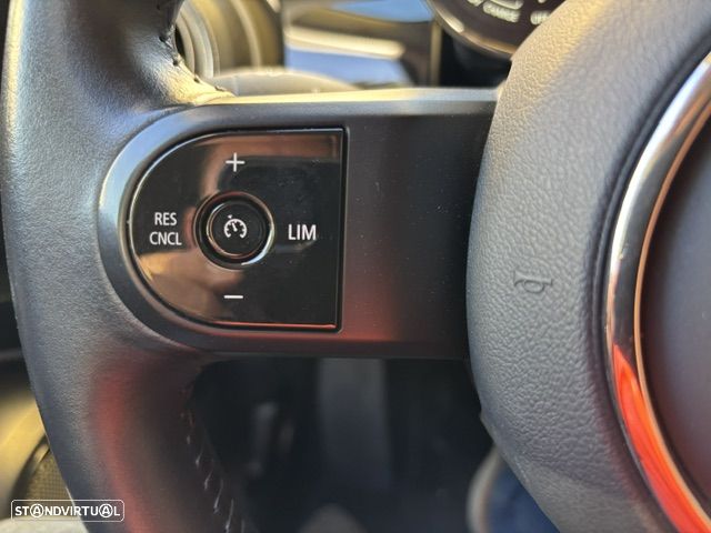 MINI 3 Portas Cooper E Classic S - 32