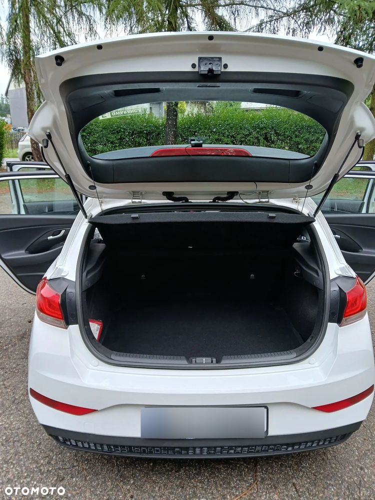 Hyundai i30 1.5 DPI Smart - 12