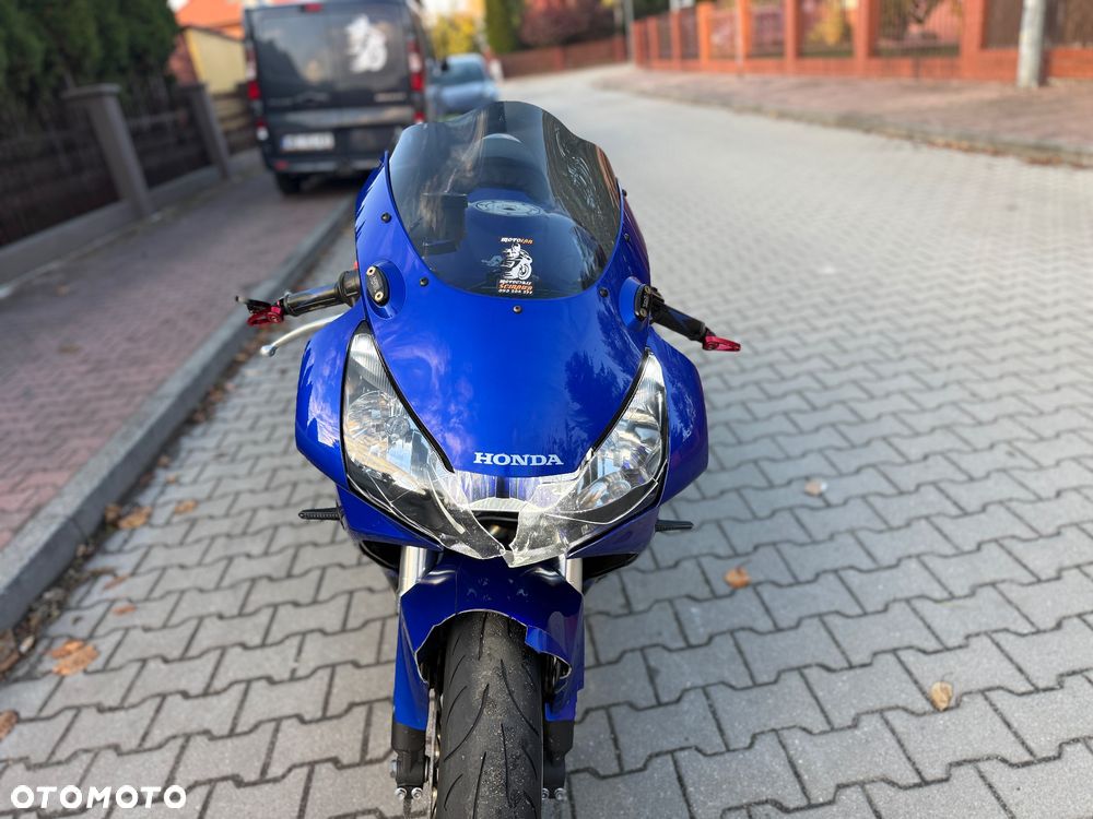 Honda CBR - 6
